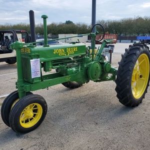 Meet your Posher, Barry